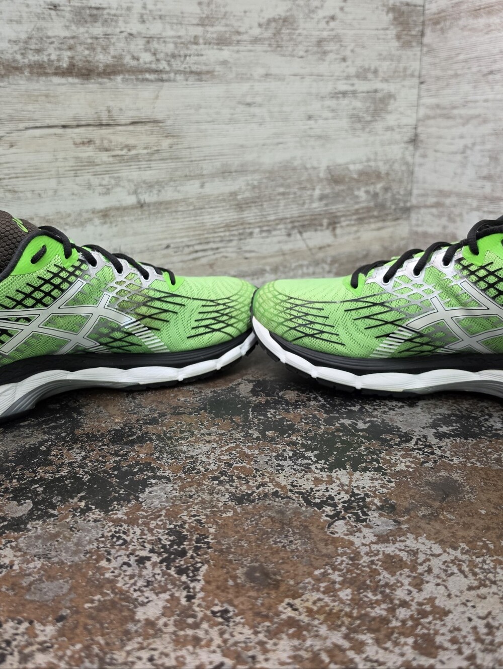 Mens Asics Gel Nimbus 17 Running Shoes Sz 13 4E Wide T509N Green Athletic - Picture 7 of 11